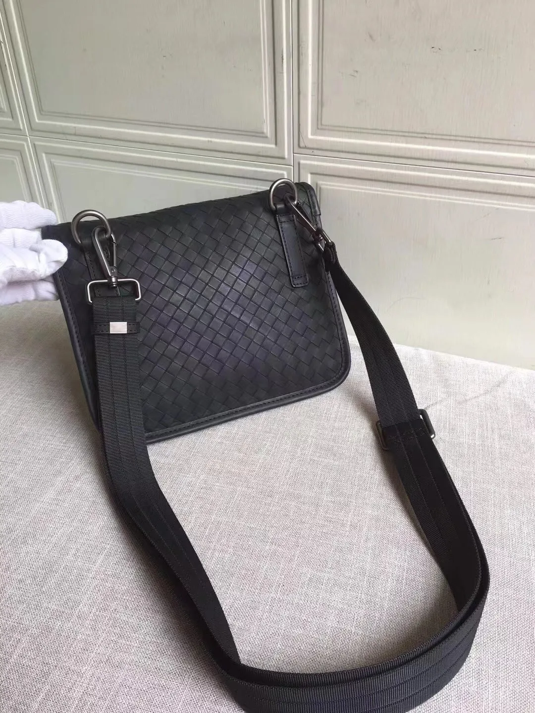 All categories 💚 Top version men’s bags 💚 BV 2024 new BV crossbody bag